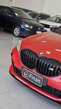 BMW-118i-2023