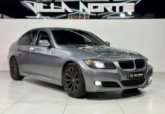 BMW-320i-2011