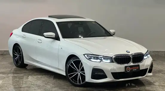 BMW-320i-2022