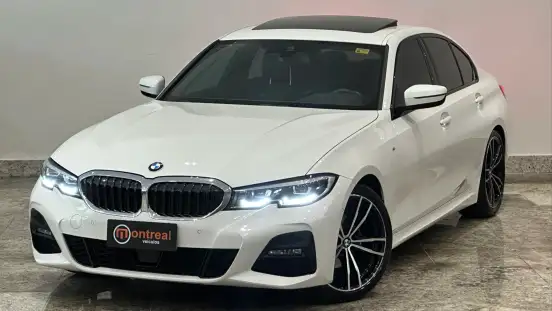 BMW-320i-2022