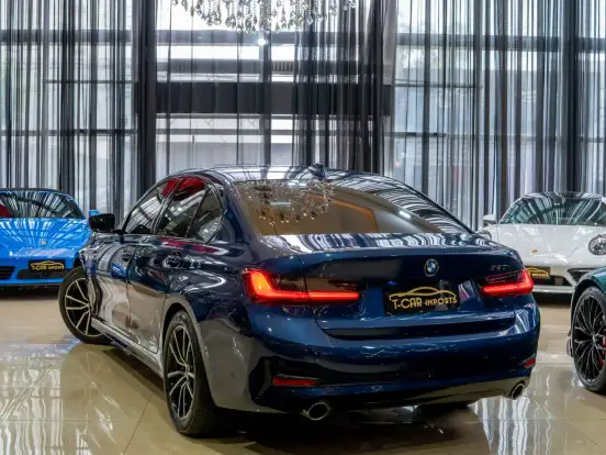 BMW-320i-2.0 16V TURBO GASOLINA SPORT GP AUTOMÁTICO BMW-320i-2020