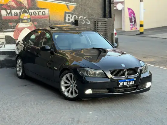 BMW-320i-2008