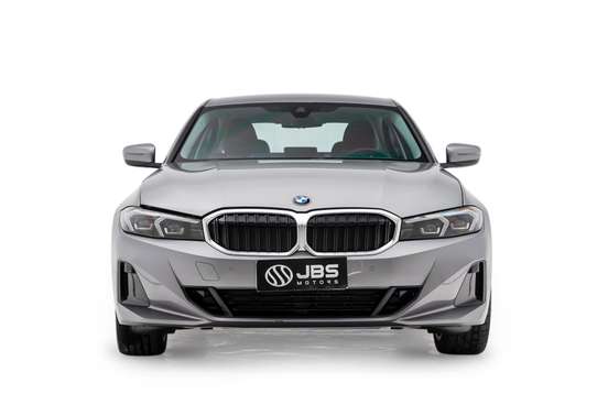 BMW-320i-2024