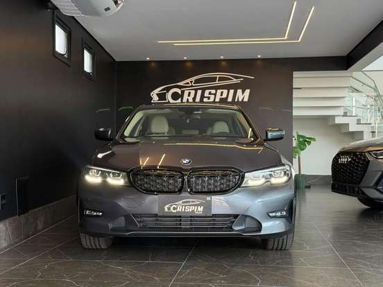 BMW-320i-2020