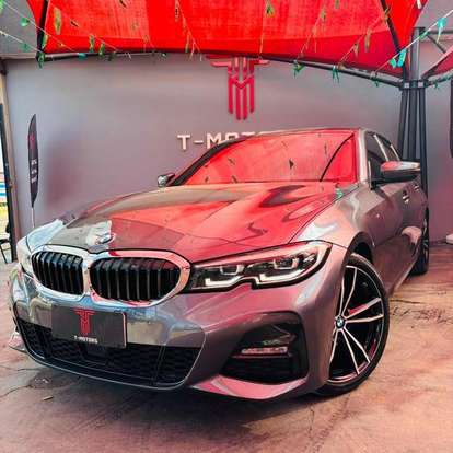BMW-320i-2021