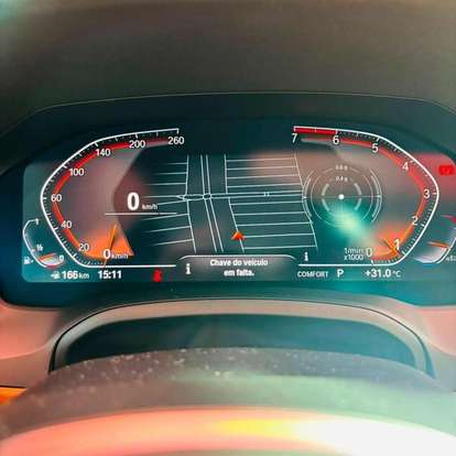 BMW-320i-2021