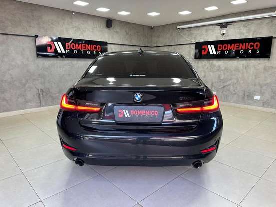 BMW-320i-2020