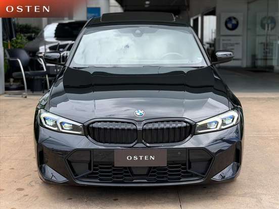 BMW-320i-2023