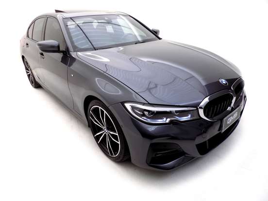 BMW-320i-2021