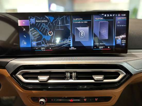 BMW-320i-2024
