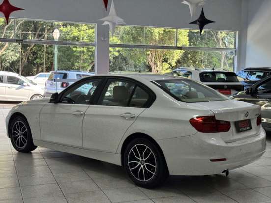 BMW-320i-2.0 16V TURBO GASOLINA 4P AUTOMÁTICO BMW-320i-2012