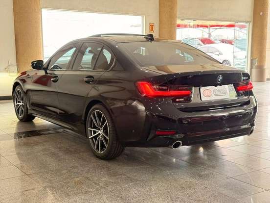 BMW-320i-2.0 16V TURBO GASOLINA SPORT GP AUTOMÁTICO BMW-320i-2019
