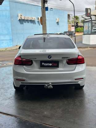 BMW-320i-2018