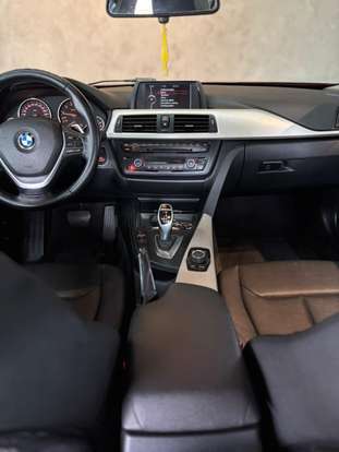 BMW-320i-2014