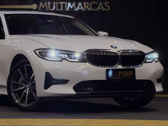 BMW-330i-2019