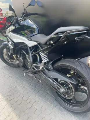 BMW-G 310 R-2021