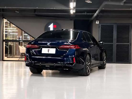 BMW-i5-ELÉTRICO XDRIVE60 M SPORT BMW-i5-2024