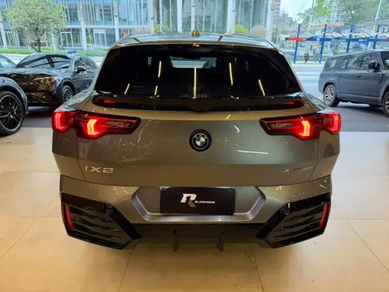 BMW-iX2-64,8 KW ELÉTRICO XDRIVE30 M SPORT BMW-iX2-2024
