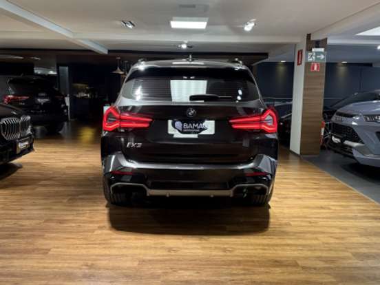 BMW-iX3-ELÉTRICO M SPORT BMW-iX3-2023