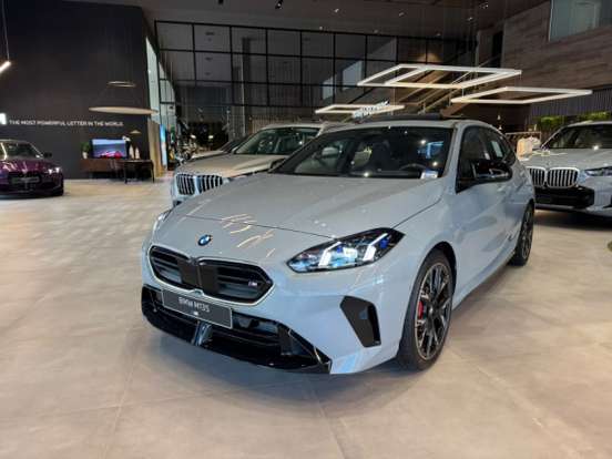 BMW-M 135i-2.0 16V TURBO GASOLINA XDRIVE STEPTRONIC BMW-M 135i-2025