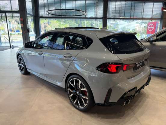 BMW-M 135i-2.0 16V TURBO GASOLINA XDRIVE STEPTRONIC BMW-M 135i-2025