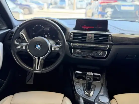 BMW-M 140i-3.0 24V TURBO GASOLINA 4P AUTOMÁTICO BMW-M 140i-2018