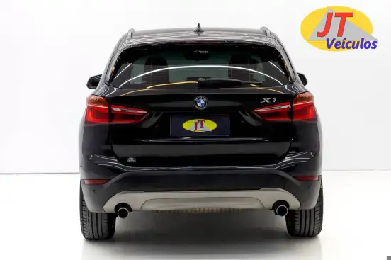 BMW-X1-2016