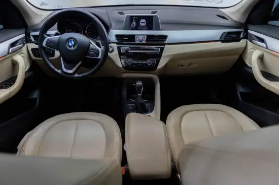 BMW-X1-2016