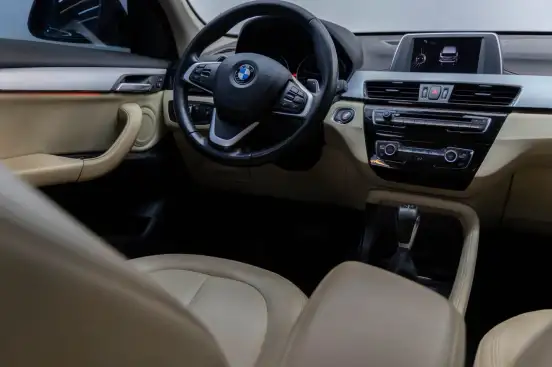 BMW-X1-2016