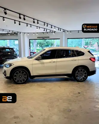 BMW-X1-2022