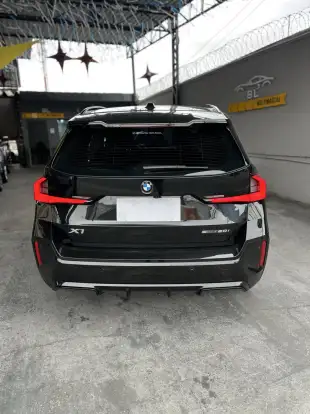 BMW-X1-2024
