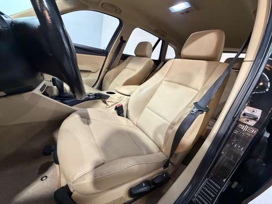 BMW-X1-2.0 16V GASOLINA SDRIVE18I 4P AUTOMÁTICO BMW-X1-2011