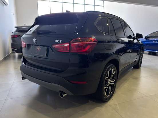 BMW-X1-2018