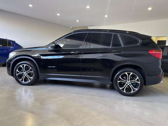 BMW-X1-2018
