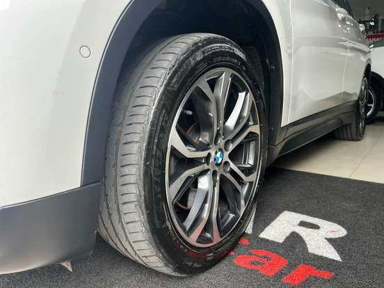 BMW-X1-2.0 16V TURBO ACTIVEFLEX SDRIVE20I 4P AUTOMÁTICO BMW-X1-2018