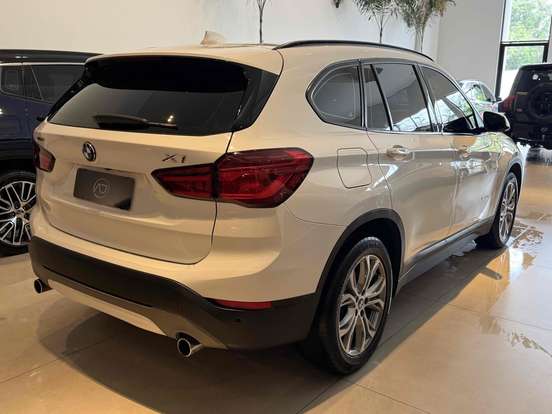 BMW-X1-2018