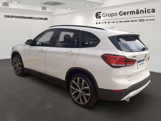 BMW-X1-2.0 16V TURBO ACTIVEFLEX SDRIVE20I GP PLUS 4P AUTOMÁTICO BMW-X1-2022