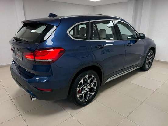 BMW-X1-2021