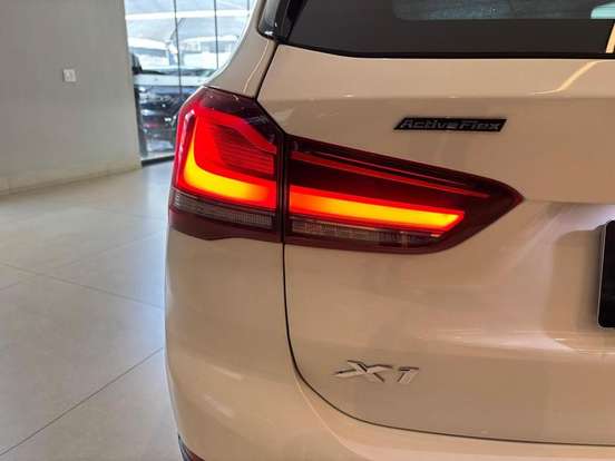 BMW-X1-2.0 16V TURBO ACTIVEFLEX SDRIVE20I X-LINE 4P AUTOMÁTICO BMW-X1-2022