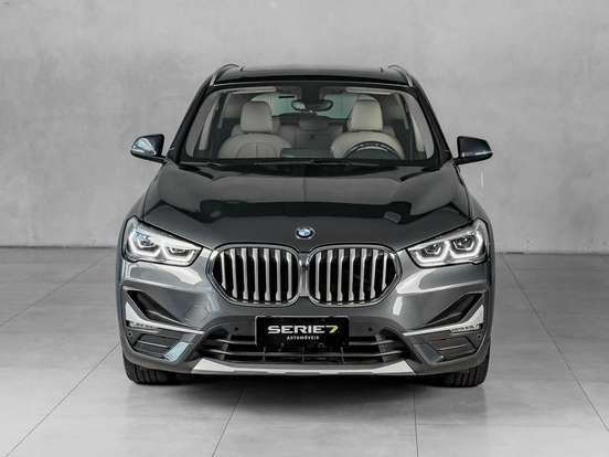 BMW-X1-2021