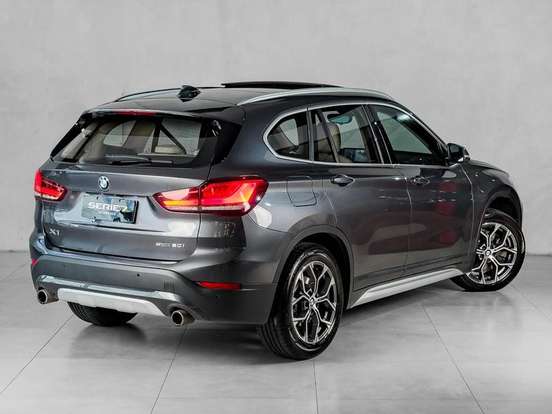 BMW-X1-2.0 16V TURBO ACTIVEFLEX SDRIVE20I X-LINE 4P AUTOMÁTICO BMW-X1-2021