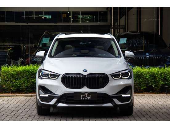 BMW-X1-2.0 16V TURBO ACTIVEFLEX SDRIVE20I X-LINE 4P AUTOMÁTICO BMW-X1-2022