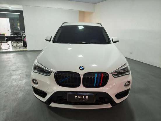BMW-X1-2.0 16V TURBO ACTIVEFLEX XDRIVE25I SPORT 4P AUTOMÁTICO BMW-X1-2017
