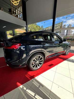 BMW-X4-2020