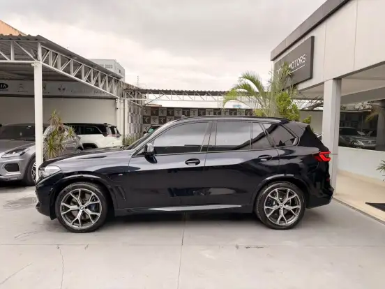BMW-X5-3.0 I6 TURBO HÍBRIDO XDRIVE45E M SPORT AUTOMÁTICO BMW-X5-2020