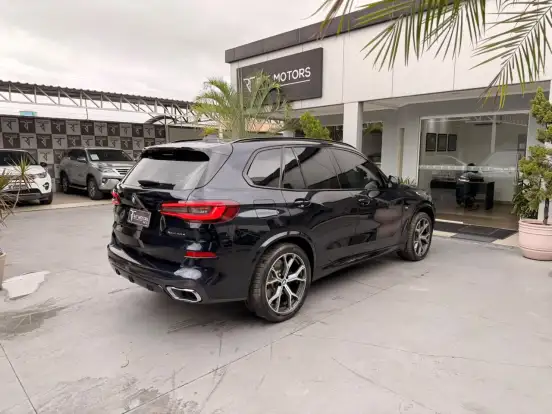 BMW-X5-3.0 I6 TURBO HÍBRIDO XDRIVE45E M SPORT AUTOMÁTICO BMW-X5-2020