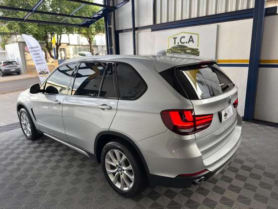 BMW-X5-3.0 4X4 30D I6 TURBO DIESEL 4P AUTOMÁTICO BMW-X5-2014