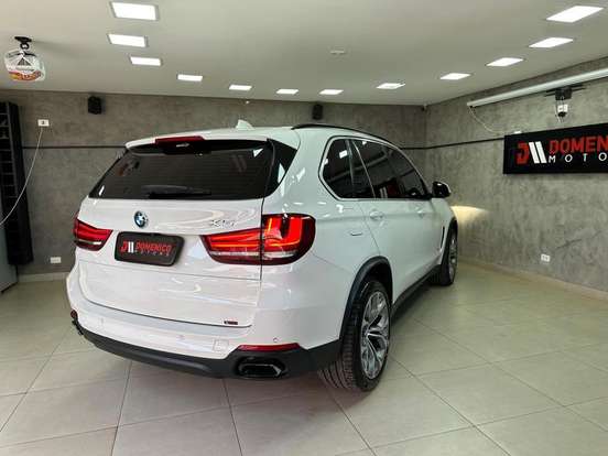 BMW-X5-3.0 4X4 30D I6 TURBO DIESEL 4P AUTOMÁTICO BMW-X5-2017