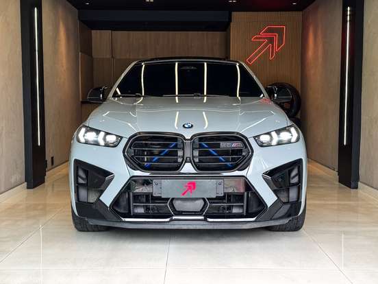 BMW-X6-2025