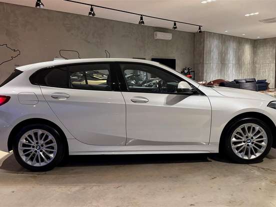 BMW-118i-1.5 12V GASOLINA SPORT GP STEPTRONIC BMW-118i-2020